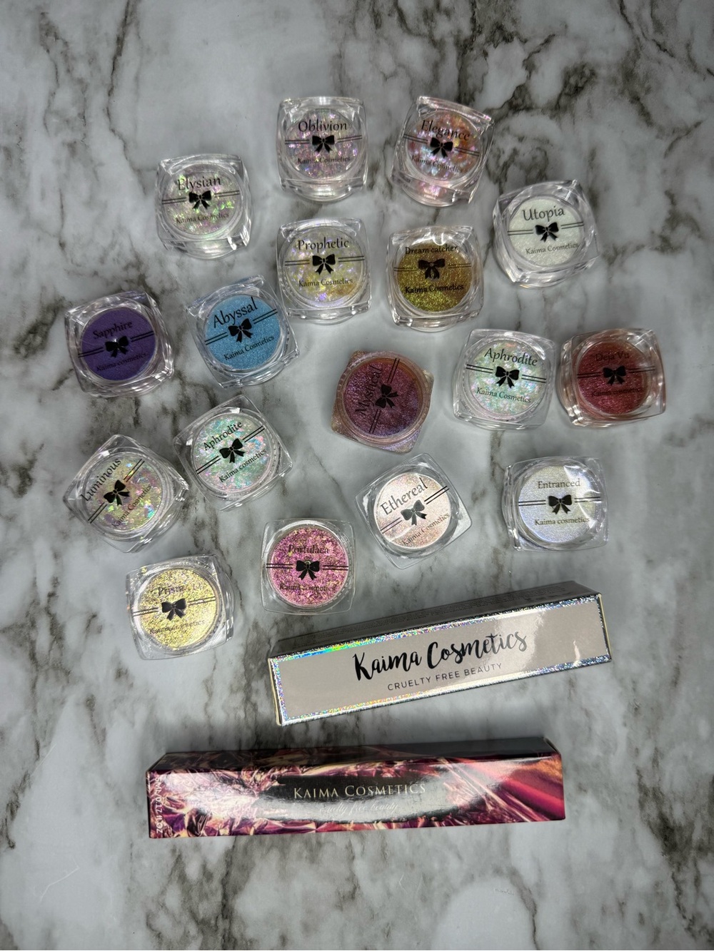 Kaima Cosmetics Shimmer Eyeshadow Set — Multi Pink, Purple, Blue & Gold